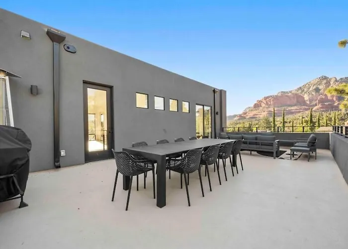 Ultimate Uptown With Epic Views Heated Pool And Hottub Holiday home Sedona