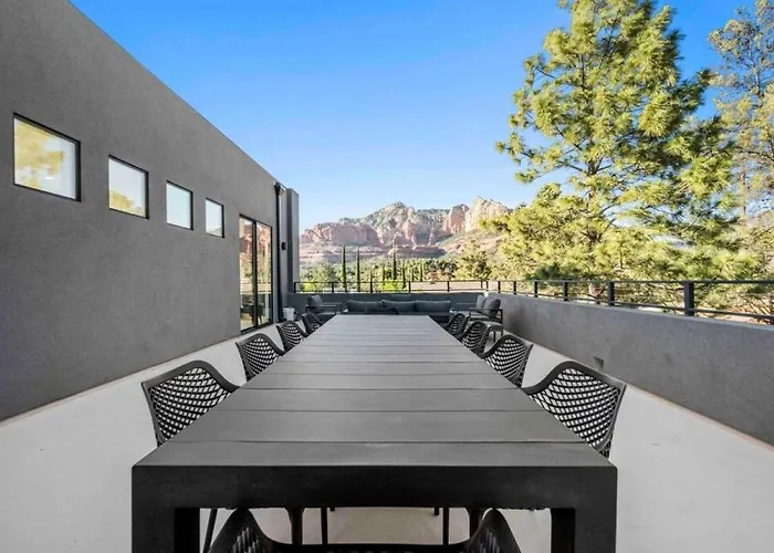 Ultimate Uptown With Epic Views Heated Pool And Hottub Holiday home Sedona