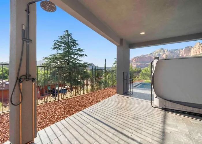 Ultimate Uptown With Epic Views Heated Pool And Hottub Sedona