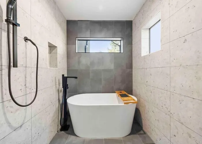 Ultimate Uptown With Epic Views Heated Pool And Hottub Sedona
