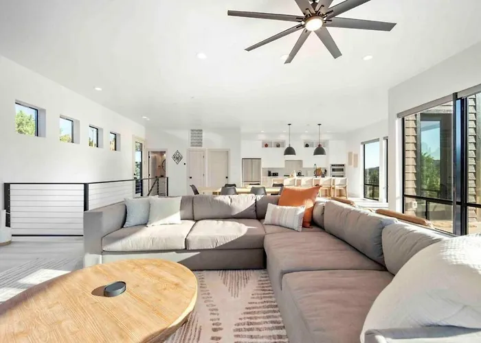 Holiday home Ultimate Uptown With Epic Views Heated Pool And Hottub Sedona