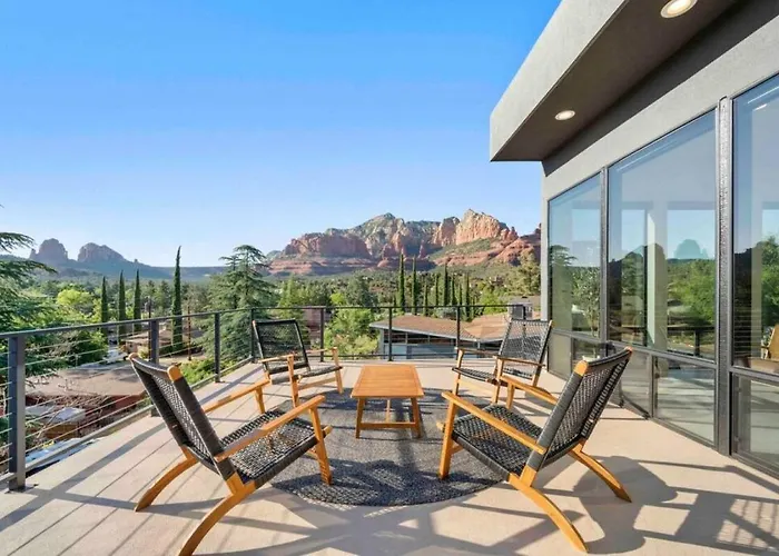 Ultimate Uptown With Epic Views Heated Pool And Hottub Sedona